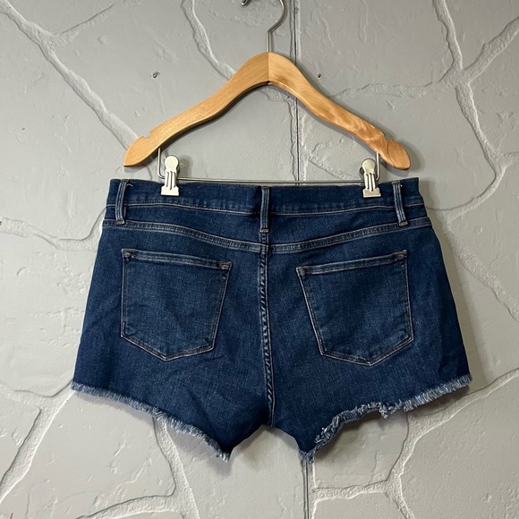 Frame Denim Dark Wash Jean Shorts 3 Inch - Picture 2 of 6